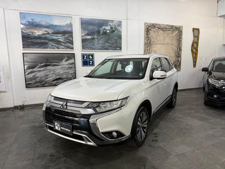 Mitsubishi OUTLANDER HPE 2.0 16V 5p Aut.