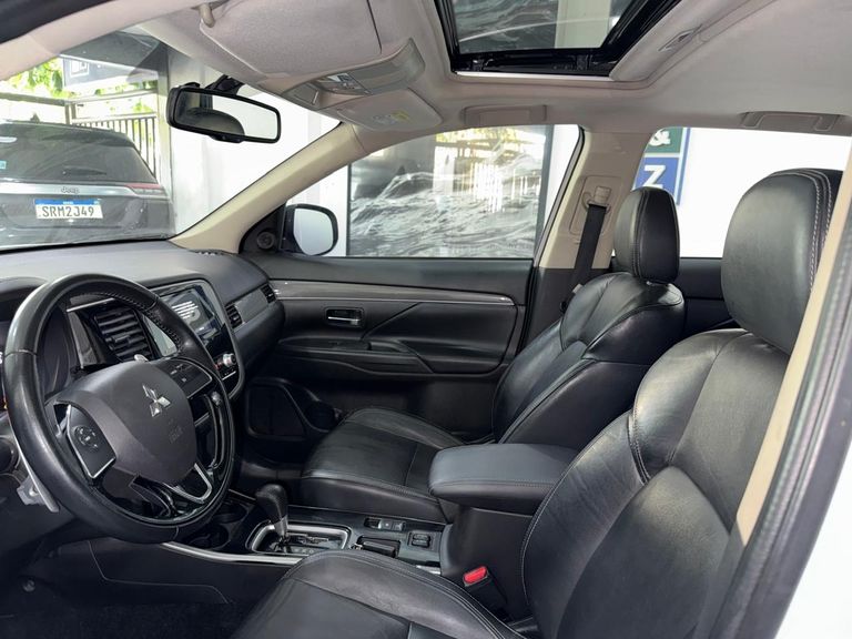 Mitsubishi OUTLANDER HPE 2.0 16V 5p Aut.