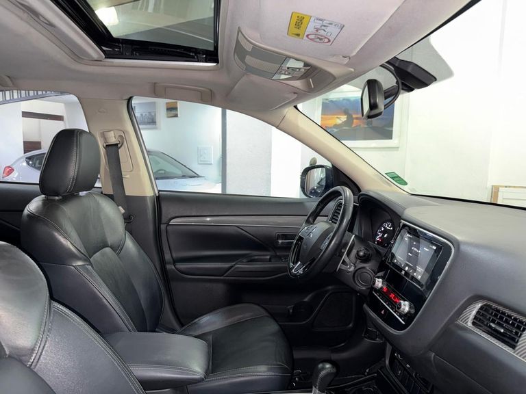 Mitsubishi OUTLANDER HPE 2.0 16V 5p Aut.