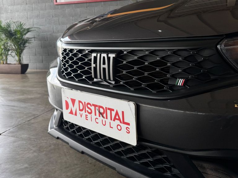 Fiat ARGO TREKKING 1.3 8V Flex