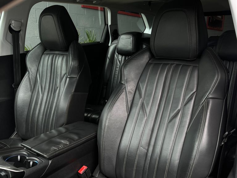 Peugeot 5008 Griffe 1.6 Turbo 16V 5p Aut.