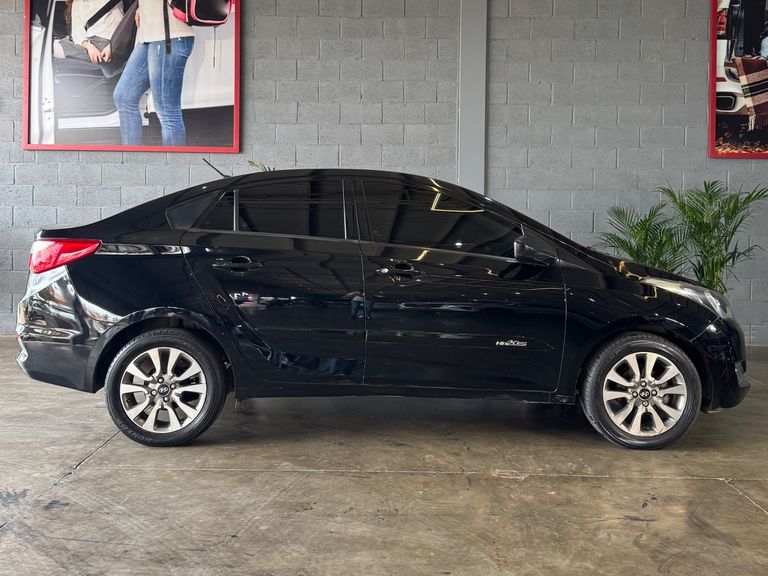 Hyundai HB20S Unique 1.0 Flex 12V Mec.