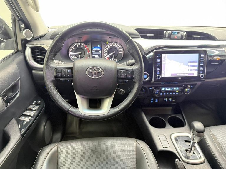 Toyota Hilux CD SRX 4x4 2.8 TDI 16V Diesel Aut.