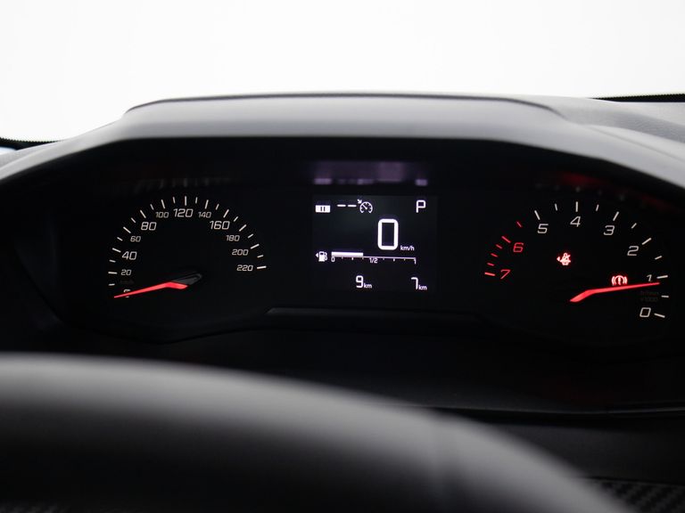 Peugeot 208 Active 1.0 Turbo 200 5p Aut.