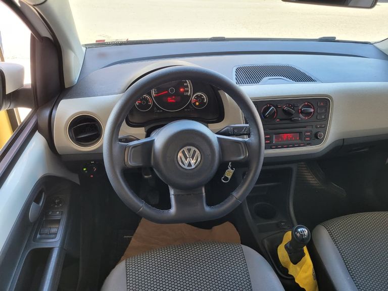 VolksWagen up! move 1.0 TSI Total Flex 12V 5p