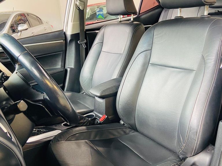 Toyota Corolla XEi 2.0 Flex 16V Aut.