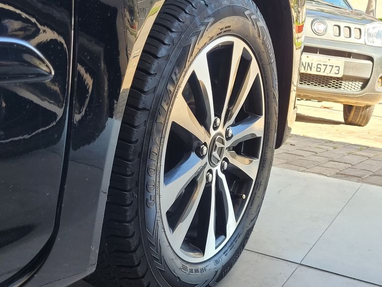 Honda Civic Sedan LXR 2.0 Flexone 16V Aut. 4p