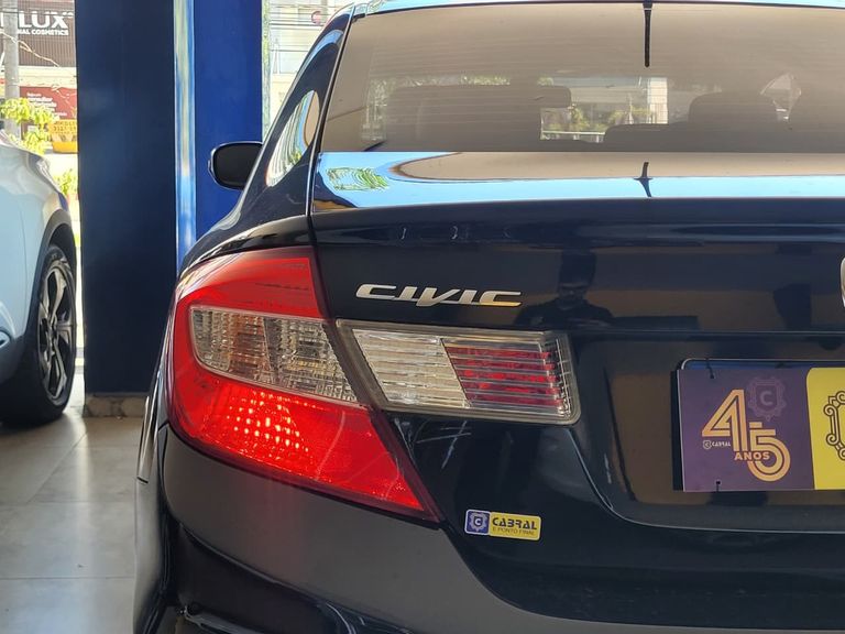 Honda Civic Sedan LXR 2.0 Flexone 16V Aut. 4p