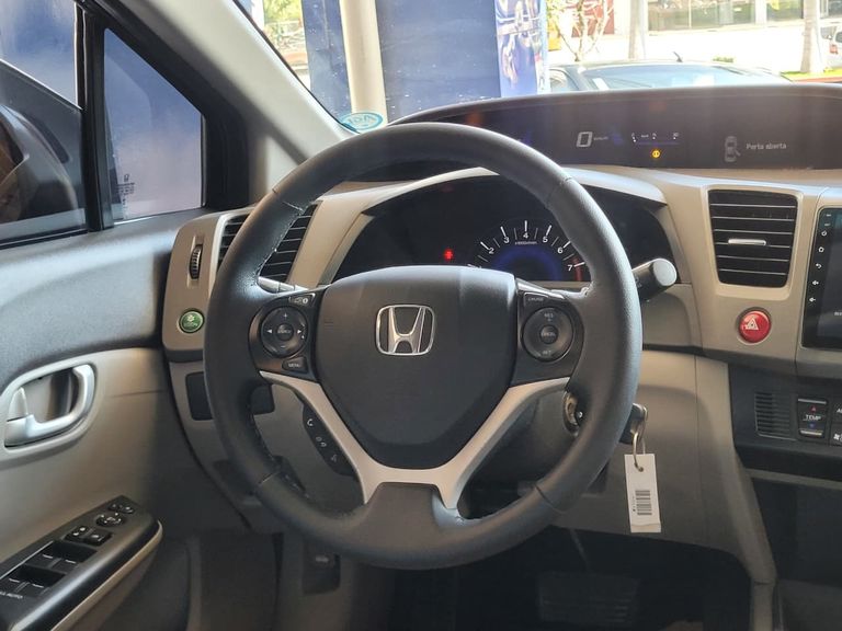 Honda Civic Sedan LXR 2.0 Flexone 16V Aut. 4p