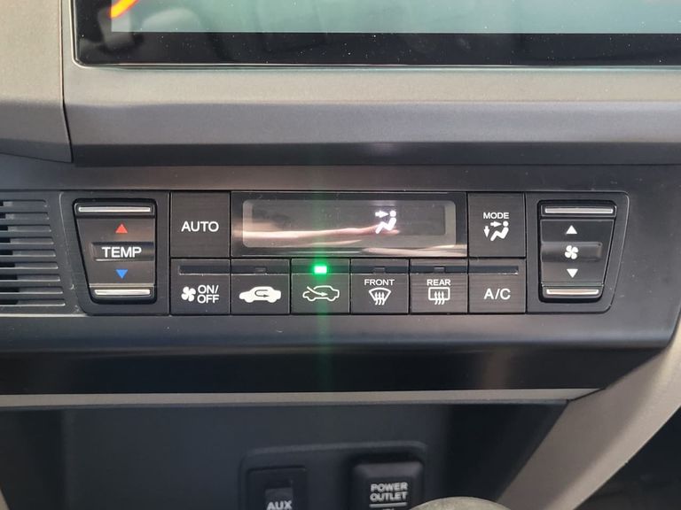 Honda Civic Sedan LXR 2.0 Flexone 16V Aut. 4p