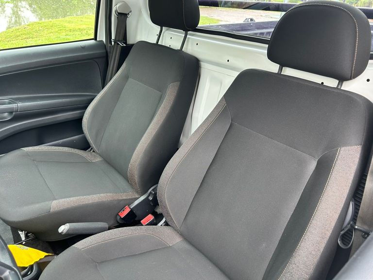 VolksWagen Saveiro Robust 1.6 Total Flex 16V 