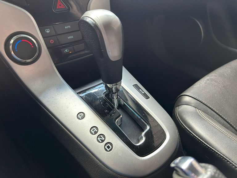 Chevrolet CRUZE LT 1.8 16V FlexPower 4p Aut.