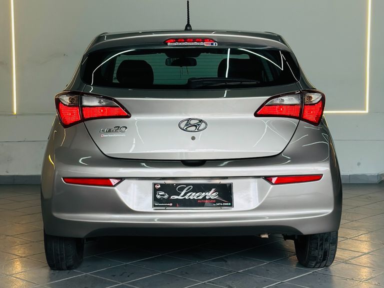 Hyundai HB20 Unique 1.0 Flex 12V Mec.