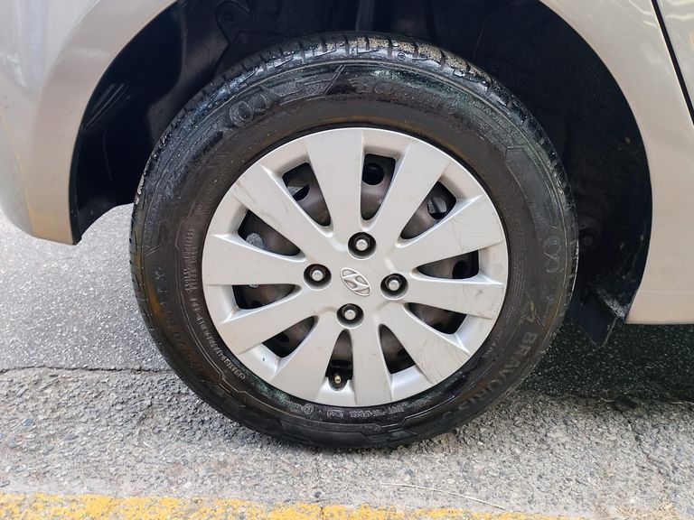 Hyundai HB20 Unique 1.0 Flex 12V Mec.