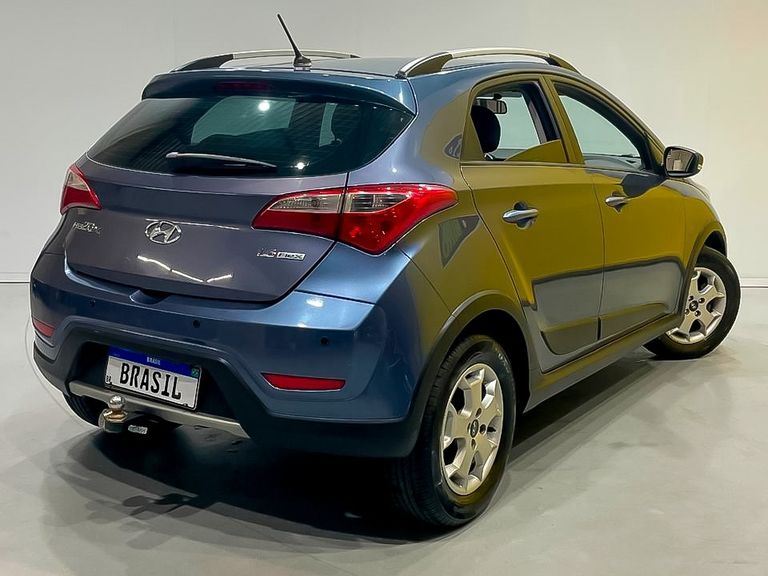 Hyundai HB20X Style 1.6 Flex 16v Mec.