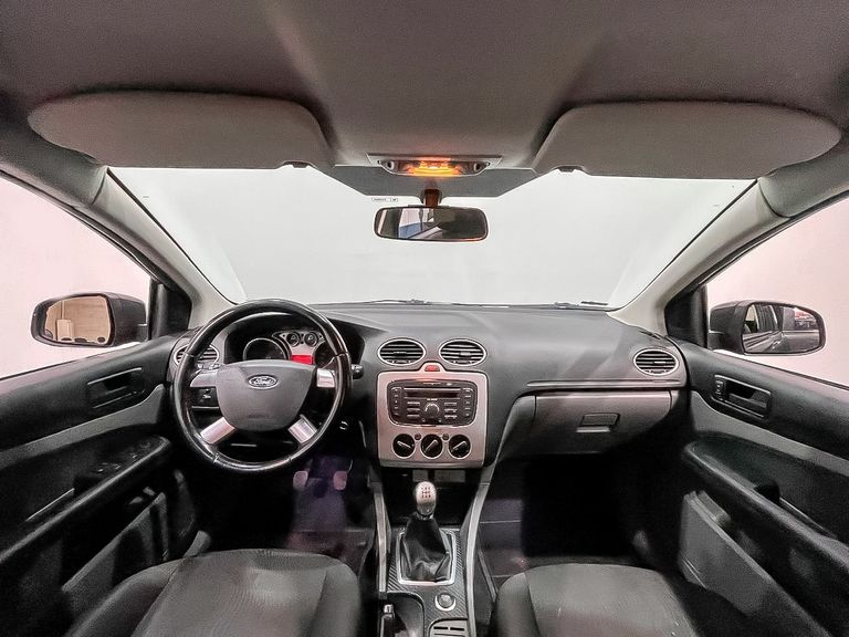 Ford Focus 1.6 S/SE/SE Plus Flex 8V/16V  5p