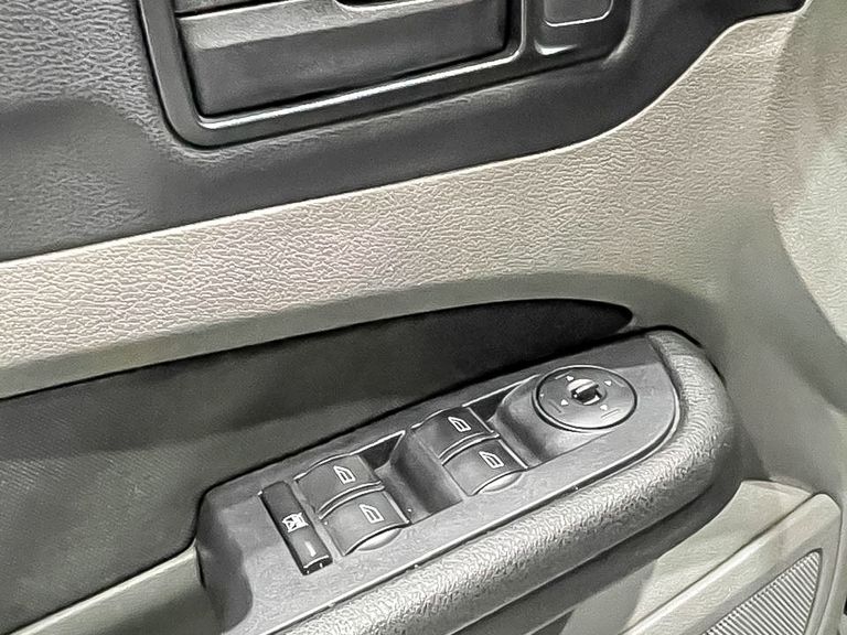 Ford Focus 1.6 S/SE/SE Plus Flex 8V/16V  5p