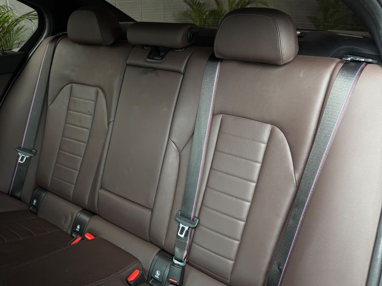 BMW 320iA 2.0 TB M Sport A.Flex/M.Sport 4p