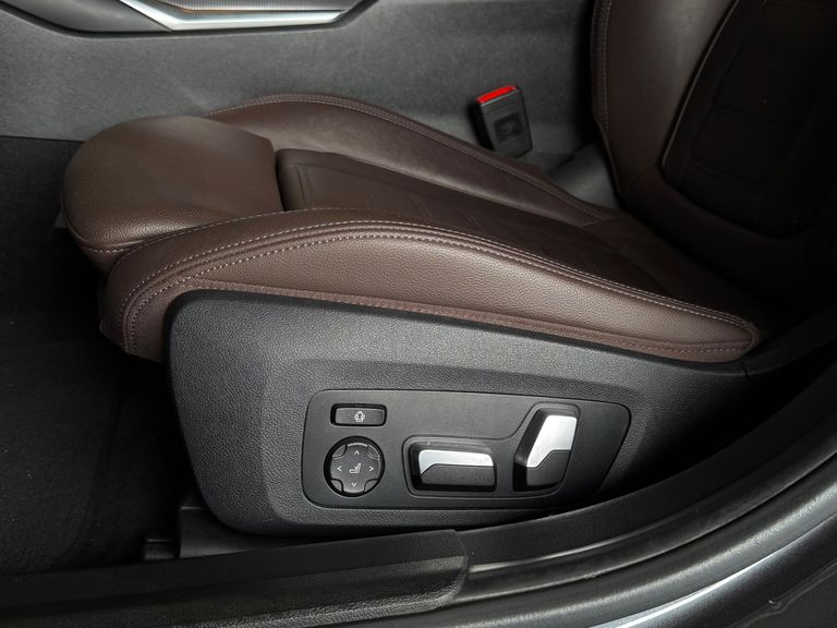 BMW 320iA 2.0 TB M Sport A.Flex/M.Sport 4p