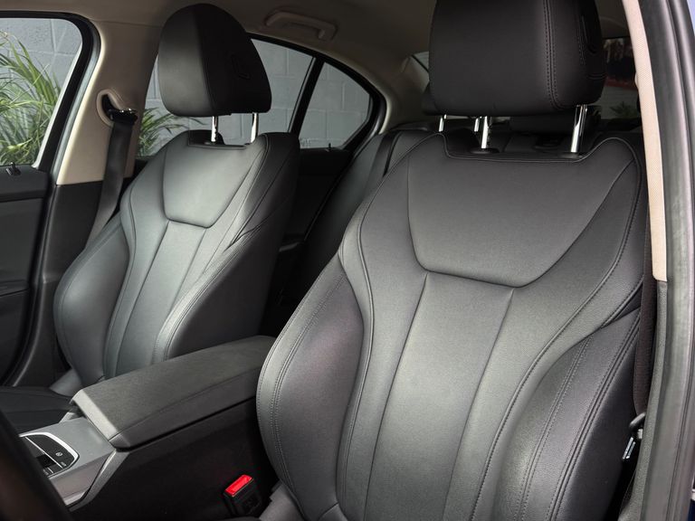 BMW 320iA 2.0 TB M Sport A.Flex/M.Sport 4p