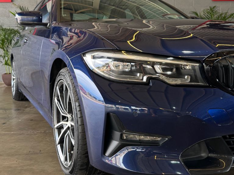 BMW 320iA 2.0 TB M Sport A.Flex/M.Sport 4p