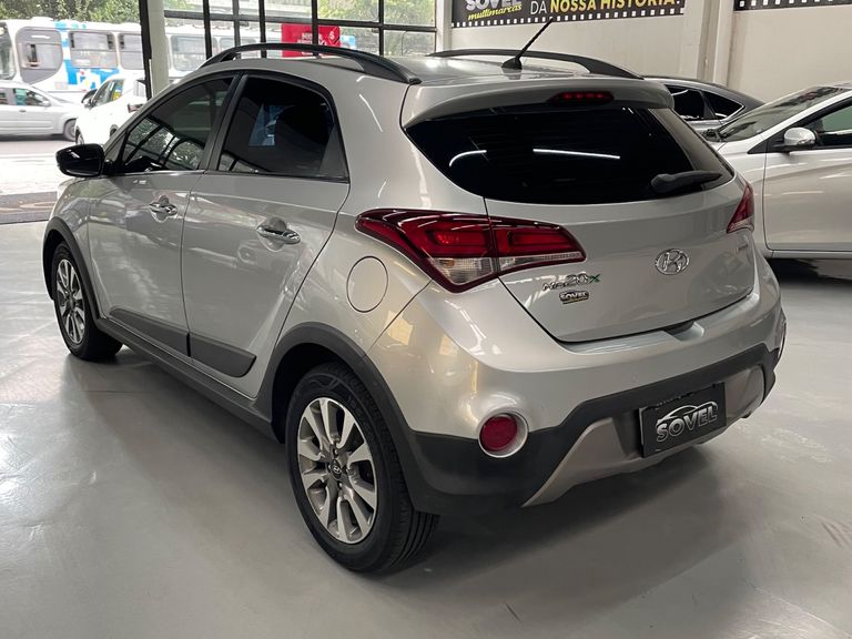 Hyundai HB20X Premium 1.6 Flex 16V Aut.