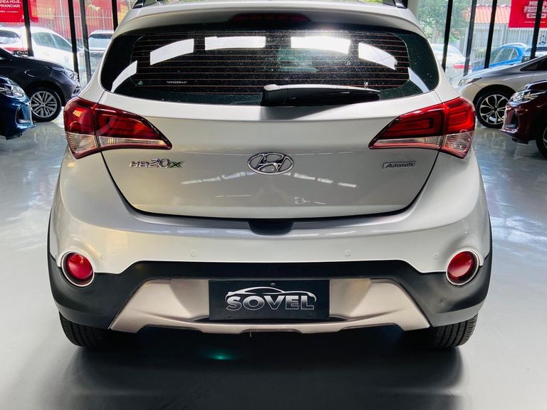 Hyundai HB20X Premium 1.6 Flex 16V Aut.