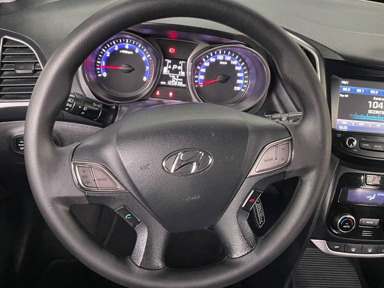 Hyundai HB20X Premium 1.6 Flex 16V Aut.