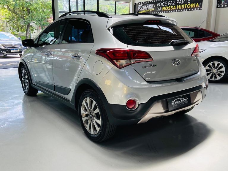 Hyundai HB20X Premium 1.6 Flex 16V Aut.