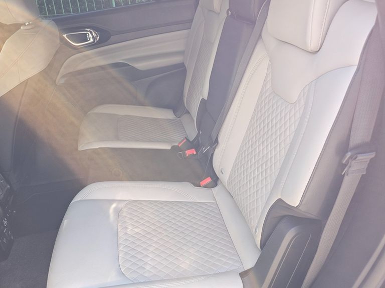 Jeep Commander Limited TD380 2.0 4x4 Die.Aut.