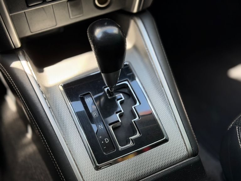 Mitsubishi L200 Triton Sport HPE-S 2.4 CD Dies. Aut