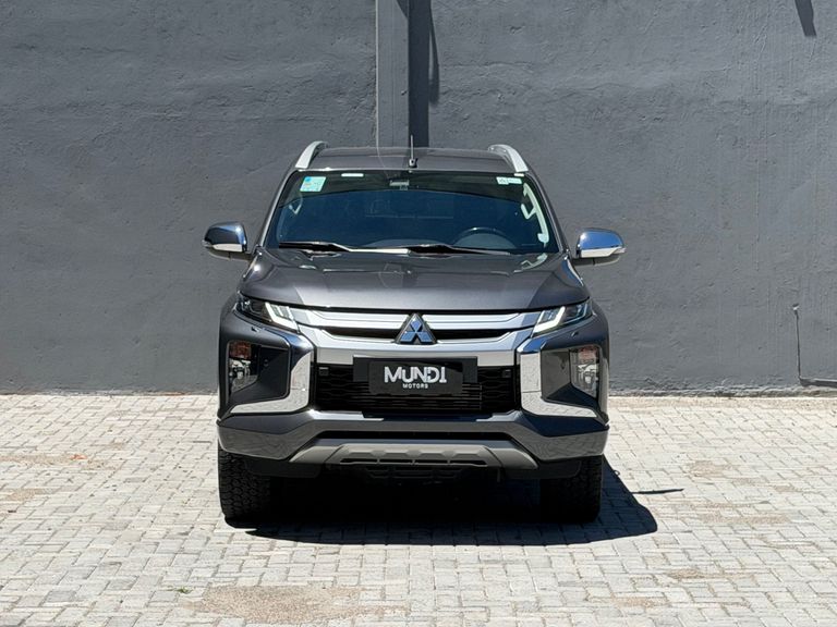 Mitsubishi L200 Triton Sport HPE-S 2.4 CD Dies. Aut