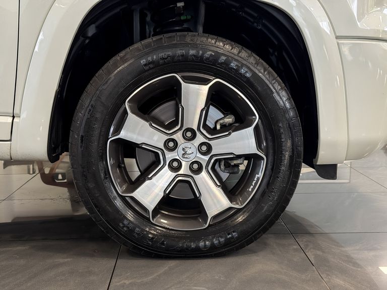 RAM RAMPAGE LARAMIE 2.2 TB CD 4X4 Die. Aut.