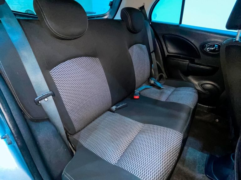Nissan MARCH SV 1.0 12V Flex 5p