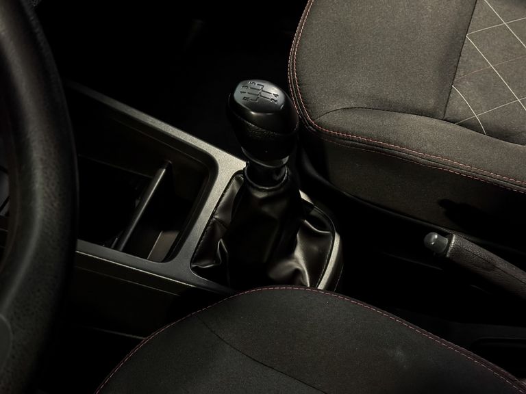 Renault KWID Zen 1.0 Flex 12V 5p Mec.