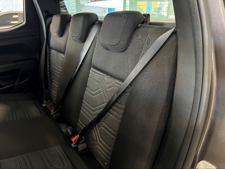 Fiat Strada Freedom 1.3 Flex 8V CD