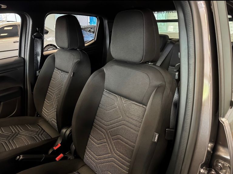 Fiat Strada Freedom 1.3 Flex 8V CD