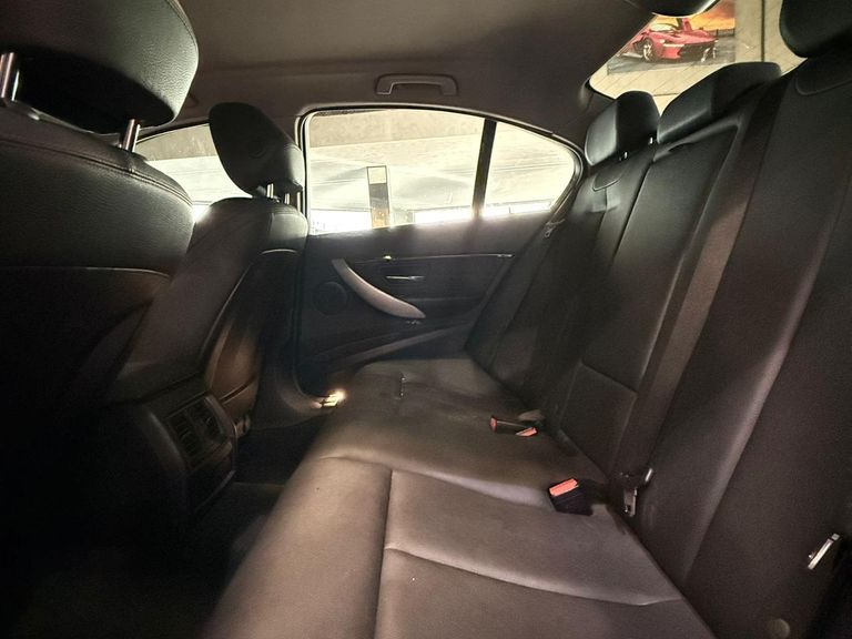 BMW 320iA Modern/Sport TB 2.0/A.Flex/GP 4p