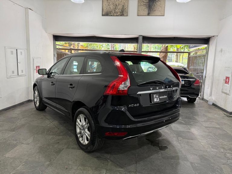 Volvo XC 60 2.0 T5  5p
