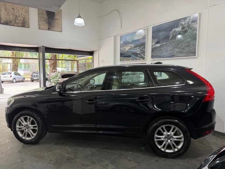 Volvo XC 60 2.0 T5  5p