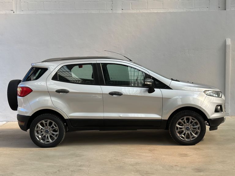 Ford EcoSport FREESTYLE 1.6 16V Flex 5p