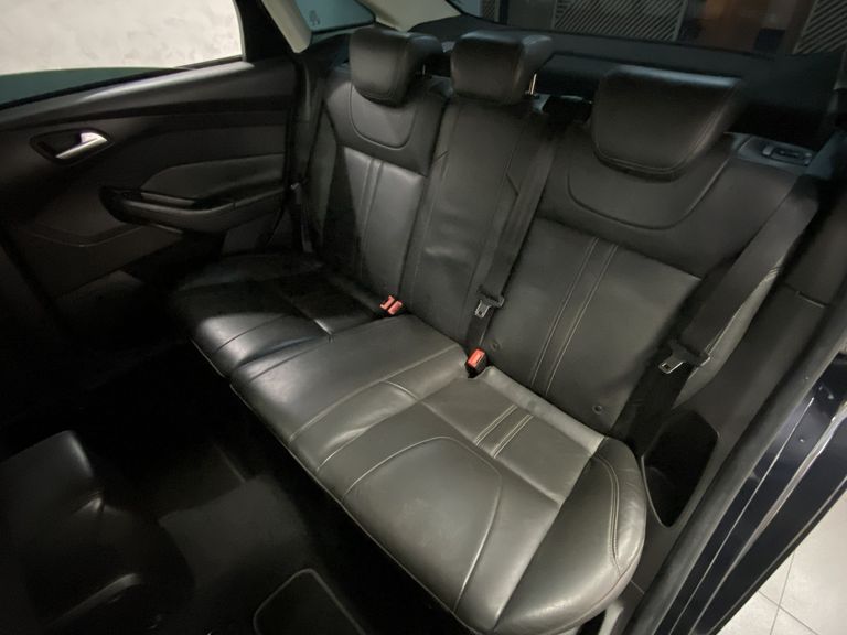 Ford Focus Sedan 2.0 16V/2.0 16V Flex 4p Aut.