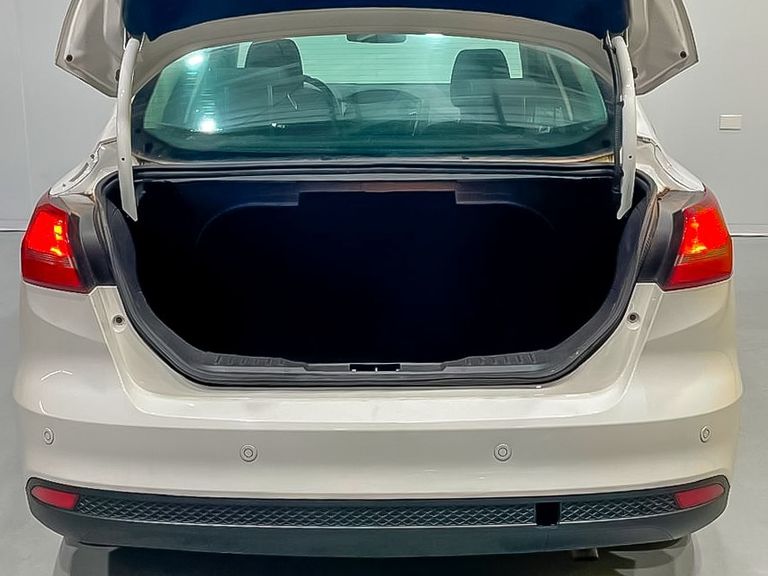 Ford Focus Fastback SE/SE PLUS 2.0 Flex Aut.