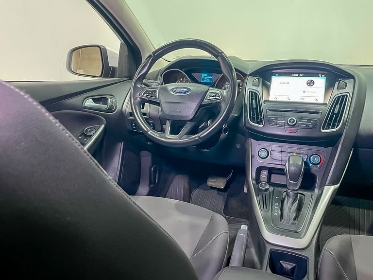 Ford Focus Fastback SE/SE PLUS 2.0 Flex Aut.