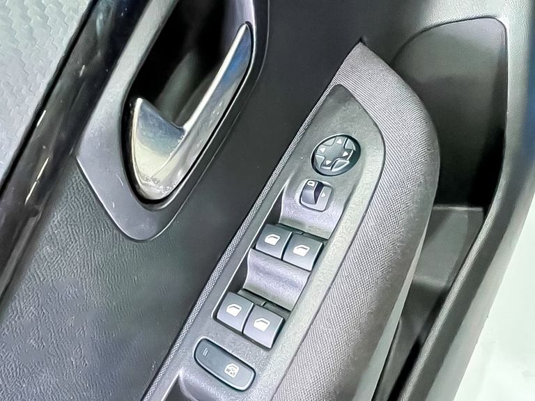 Peugeot 208 Active 1.6 Flex 16V 5p Aut.