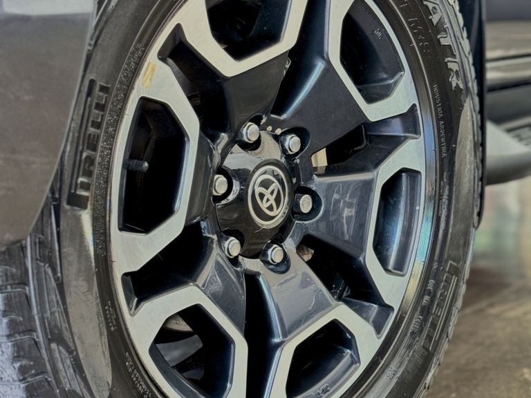 Toyota Hilux CD SRX 4x4 2.8 TDI 16V Diesel Aut.