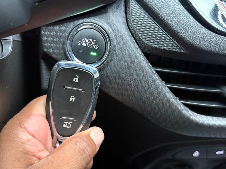 Chevrolet ONIX SEDAN Plus LTZ 1.0 12V TB Flex Aut.