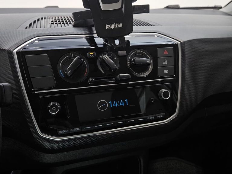 VolksWagen up! Connect 1.0 TSI Total Flex 12V 5p