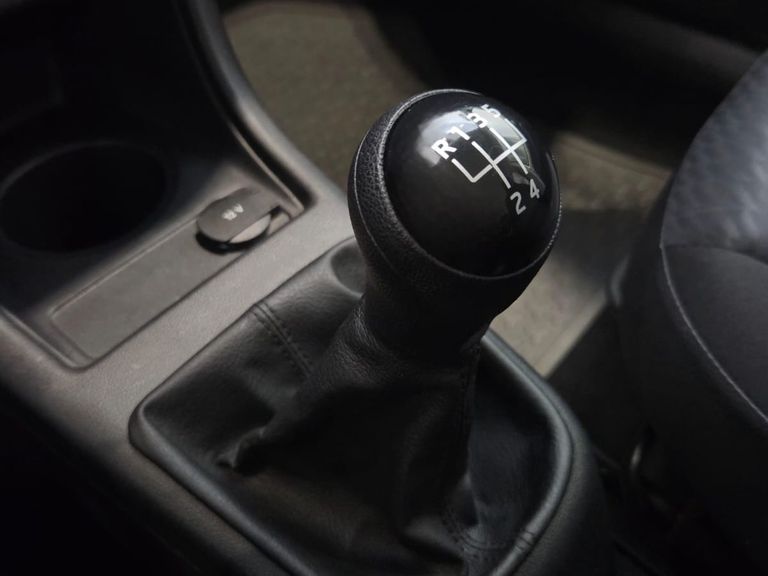 VolksWagen up! Connect 1.0 TSI Total Flex 12V 5p