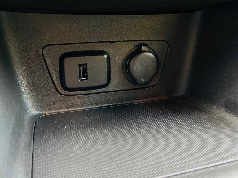 Chevrolet ONIX HATCH LTZ 1.0 12V TB Flex 5p Aut.